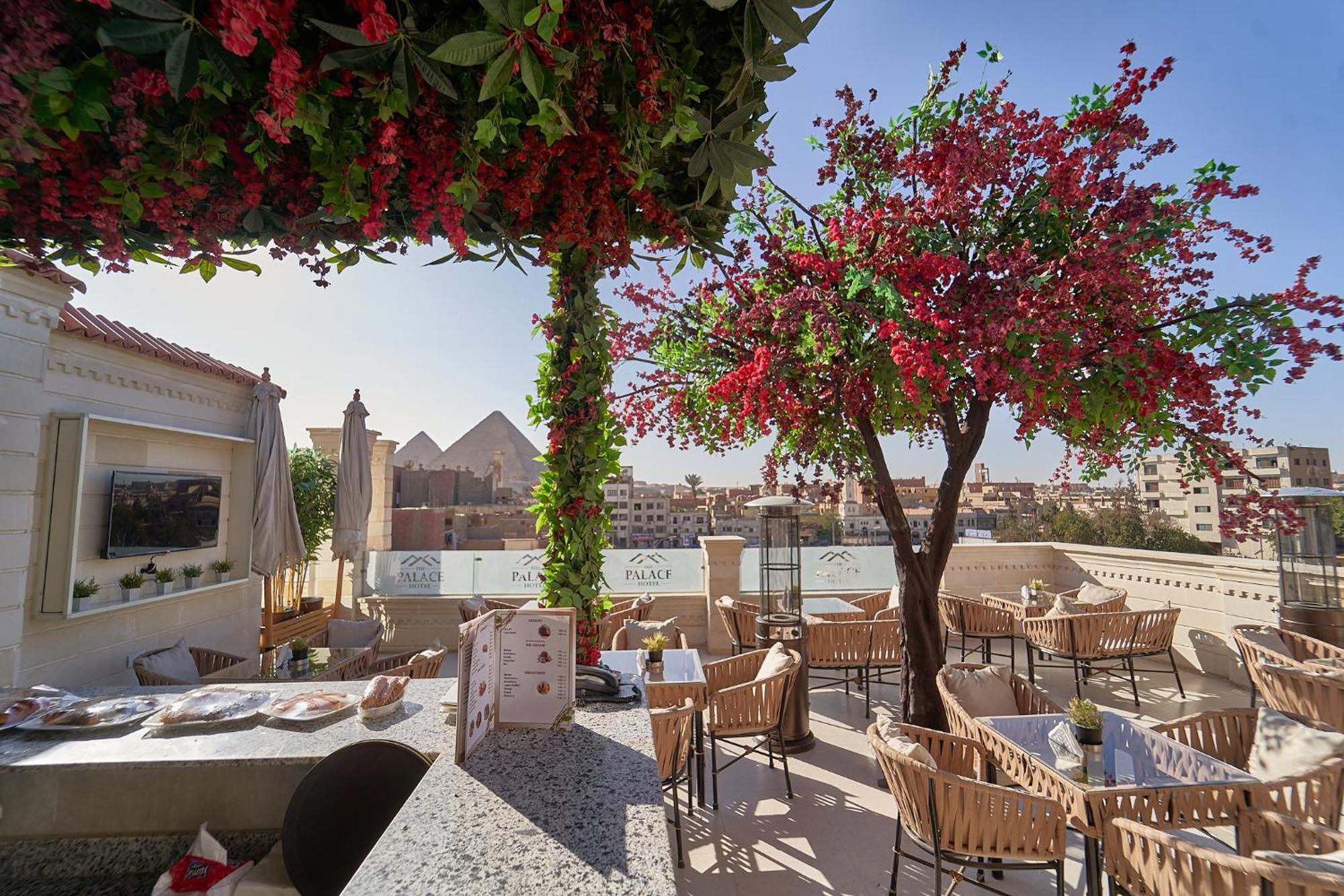 The Palace Pyramids Hotel Nazlet el-Sîsi Exterior foto